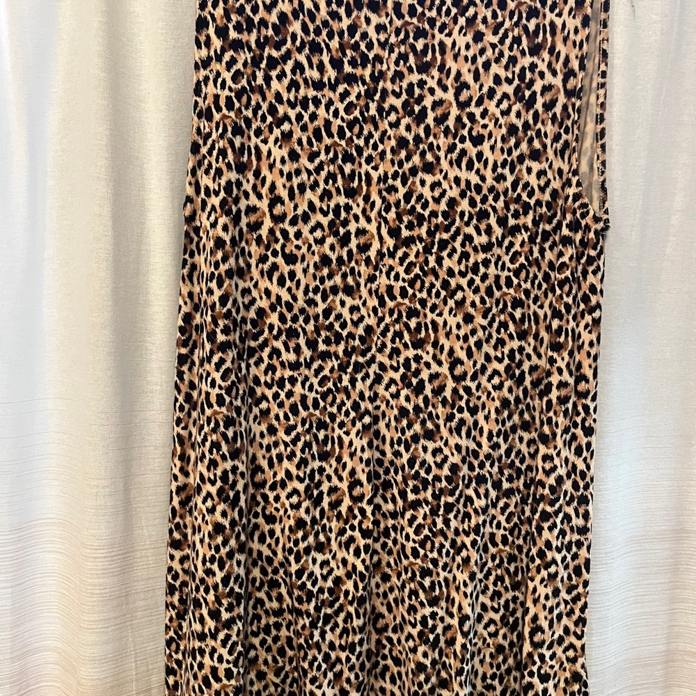 Old Navy Leopard Print Maxi longer top in Tan and Black